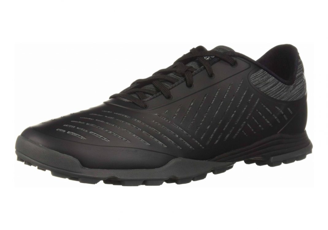 Core Black Grey Six Silver Metallic (BB8012)