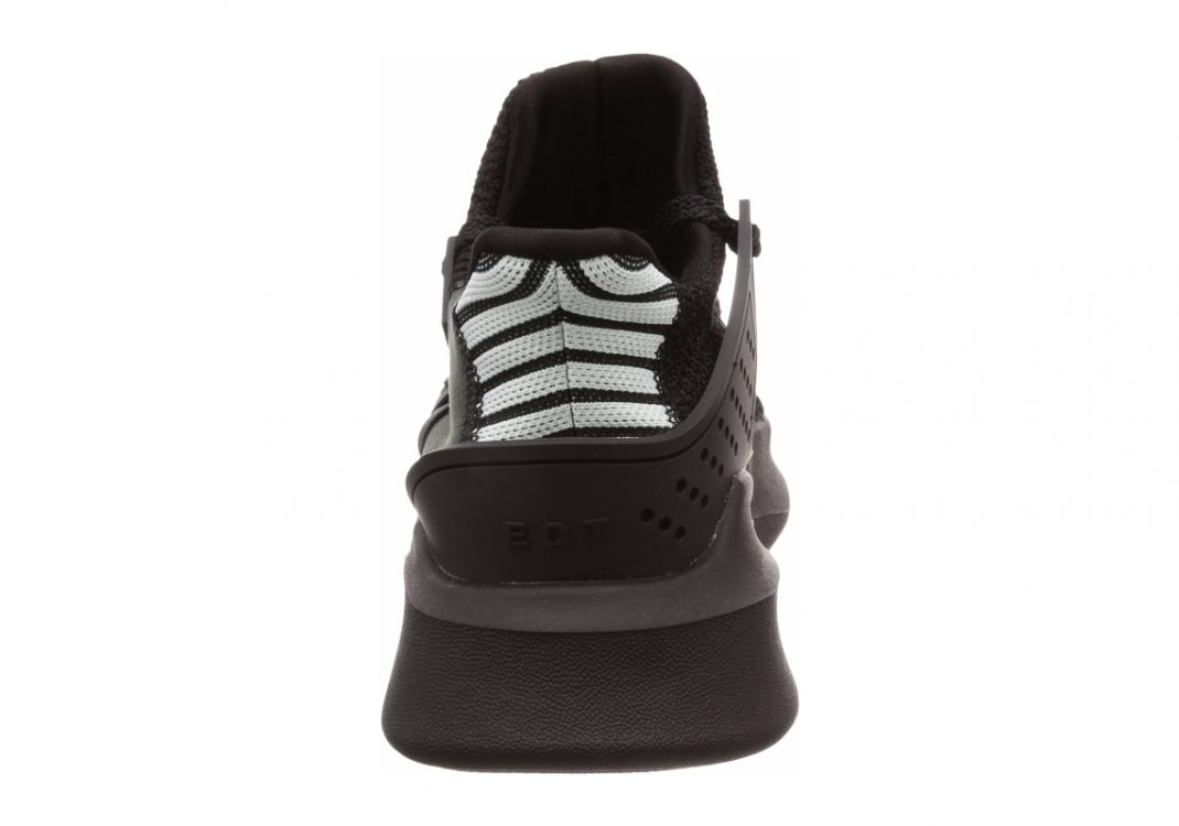 Schwarz (Core Black/Core Black/Blue Tint S18) (CQ2991)