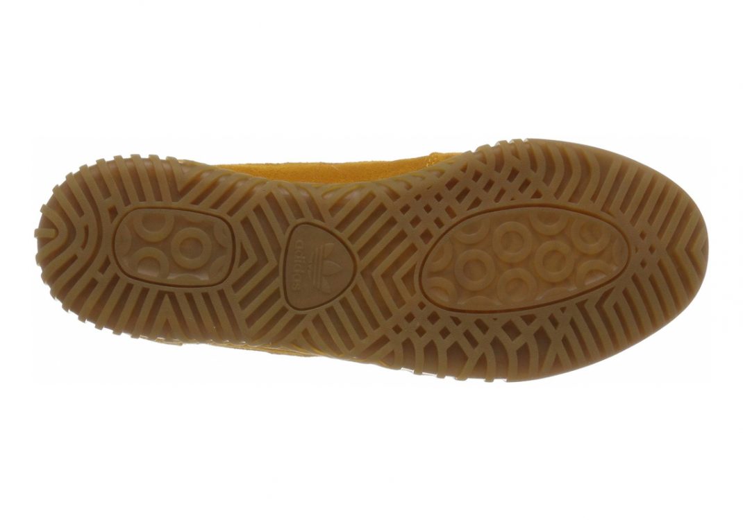 Amarillo (Tactile Yellow F17/Core Black/Trace Cargo S17 000) (CQ2221)