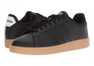 Black/Black/White (B43668)