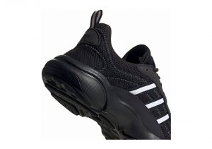 Adidas Haiwee - Core Black / Footwear White / Grey Six (EG9575)