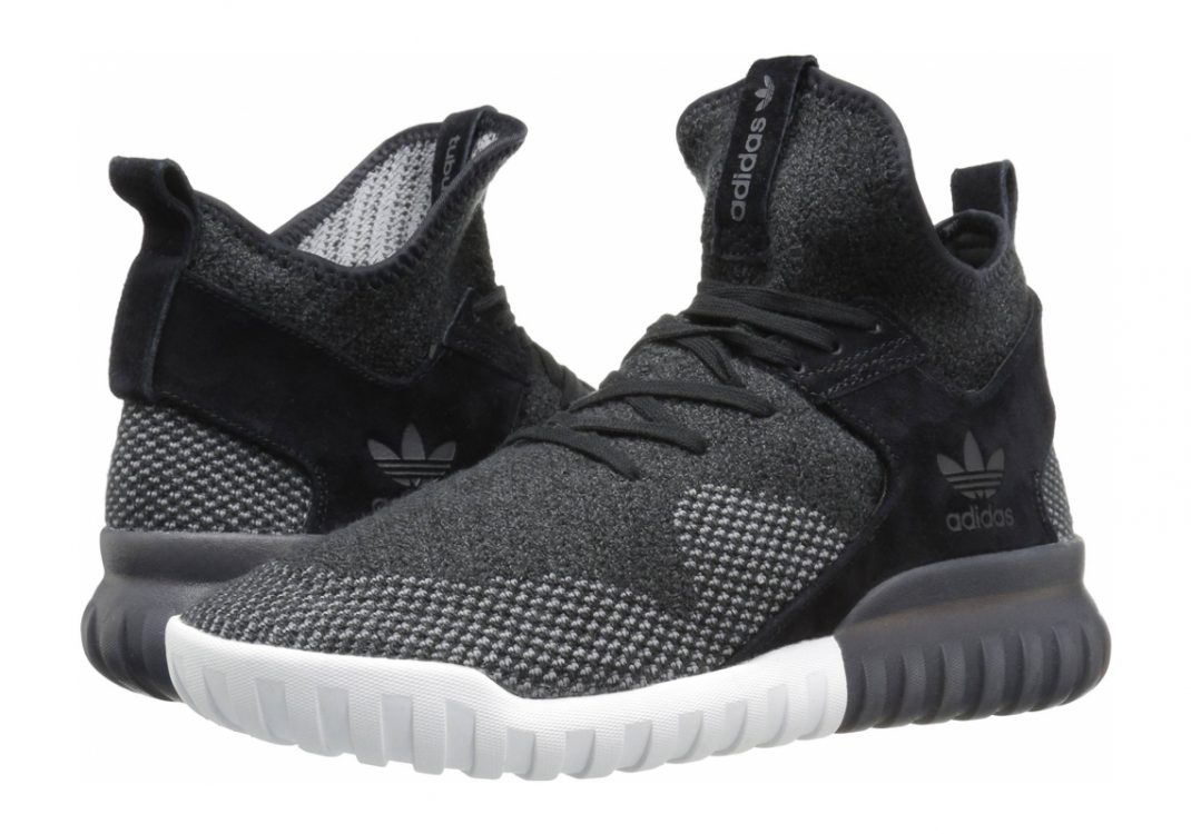 Schwarz Core Black Dark Grey Ch Solid Grey (BB2379)