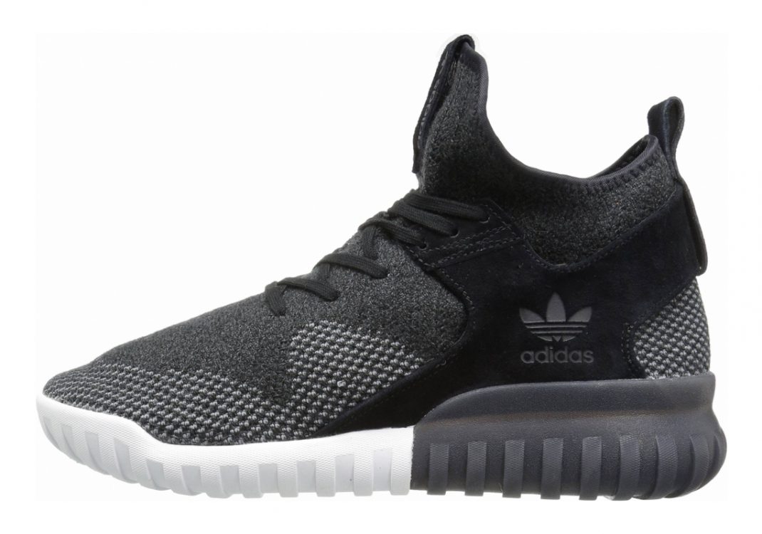 Schwarz Core Black Dark Grey Ch Solid Grey (BB2379)