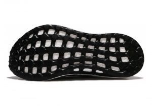 Black/Black/Grey Three (S80787)