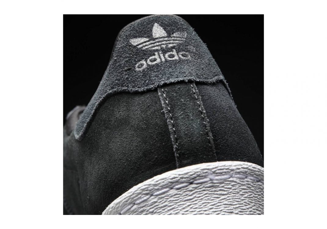 Black Metallic (S75056)