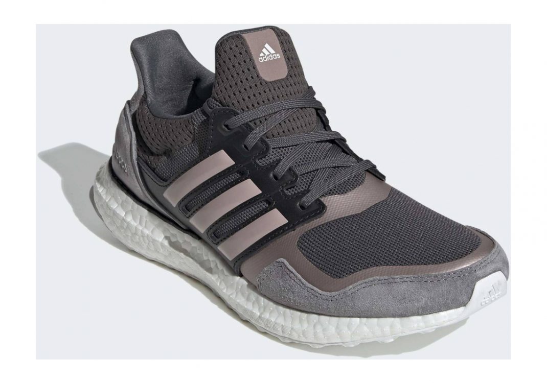 Grey Six/Vapour Grey Metallic/Black (FW4907)