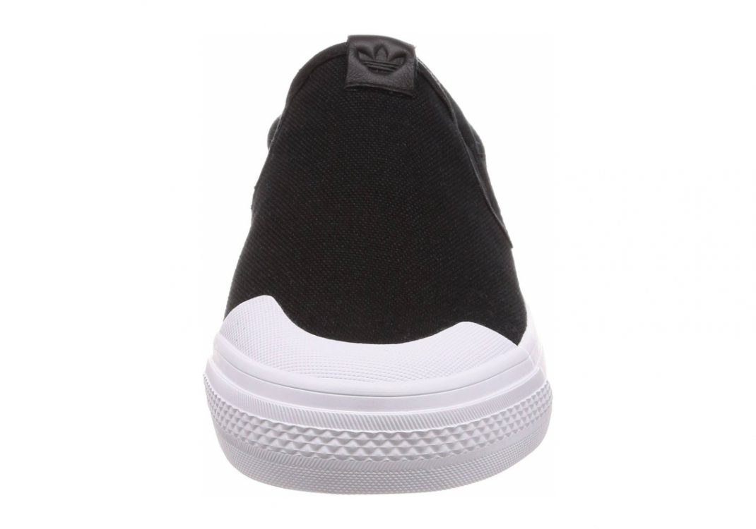 Noir Negro 000 (CQ3104)