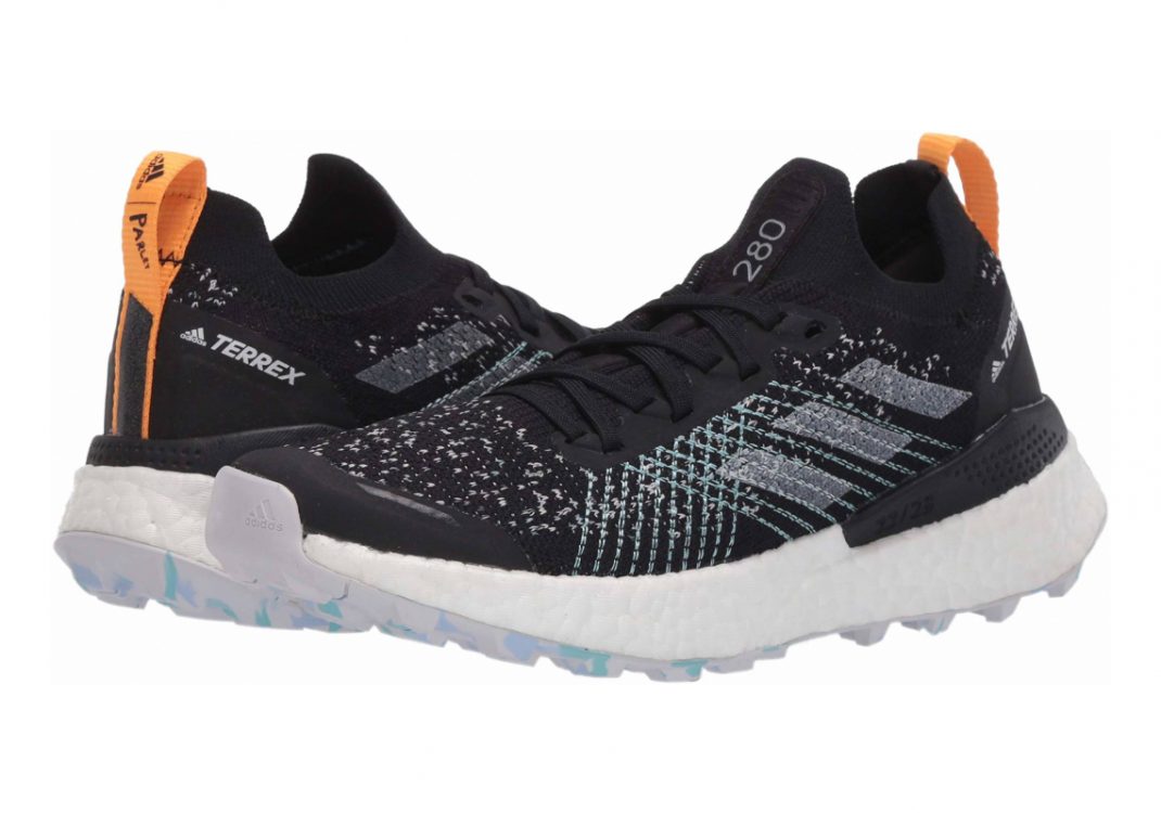 Core Black Dash Grey Blue Spirit (EE8964)