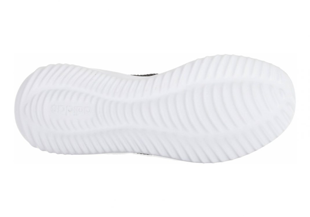 Adidas Ultimafusion - Black Negbás Carbon Negbás 000 (B96470)