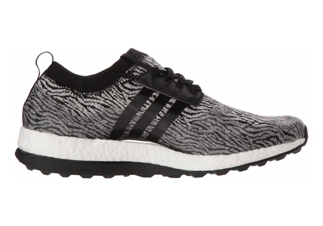 Core Black/White/Core Black (F33692)