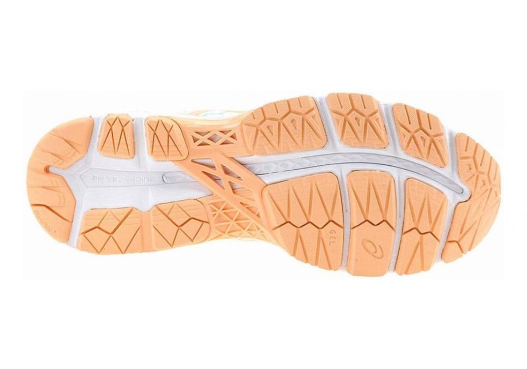 White / White / Apricot Ice (T8A9N0101)