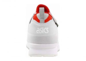 White/White (HY7J10101)