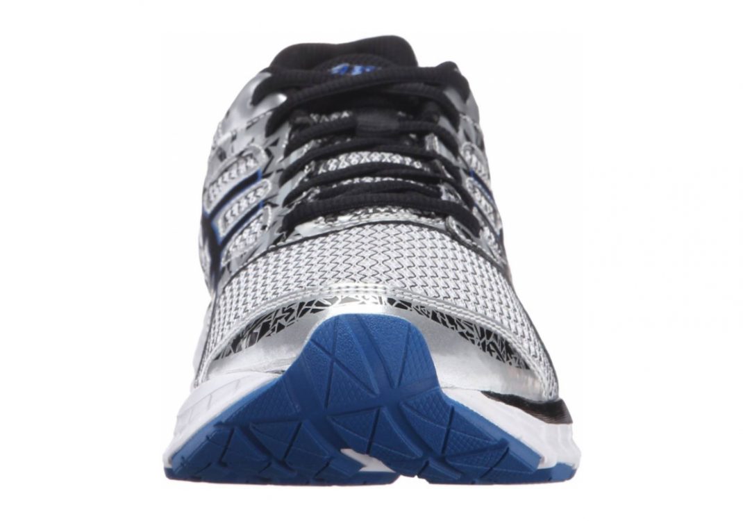 Silver Black Imperial (T6E3N9390)