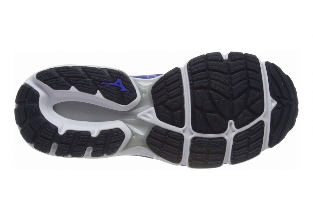 True Blue (J1GC204429)