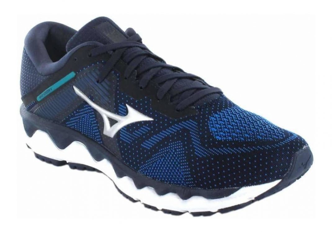 Mizuno Wave Horizon 4