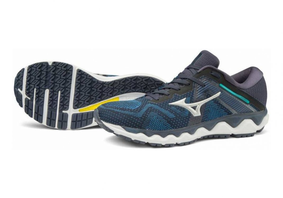 Mizuno Wave Horizon 4 - 