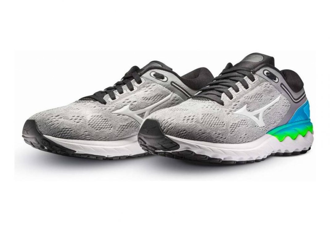 Frost Gray/White San (J1GD200940)