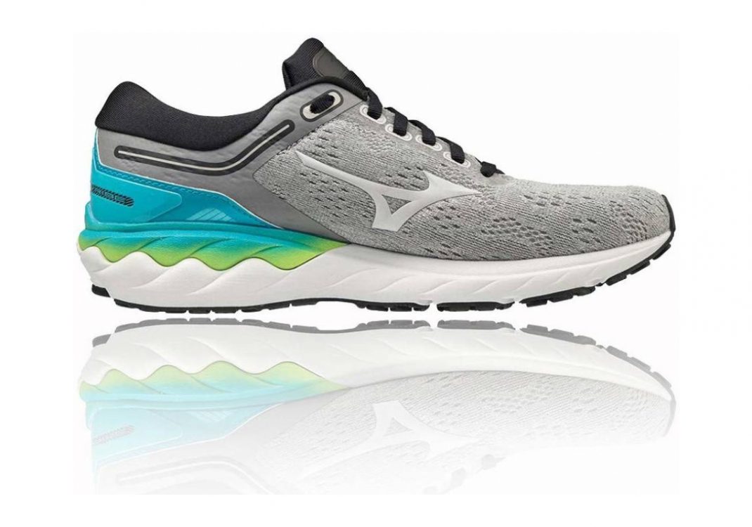 Frost Gray/White San (J1GD200940)