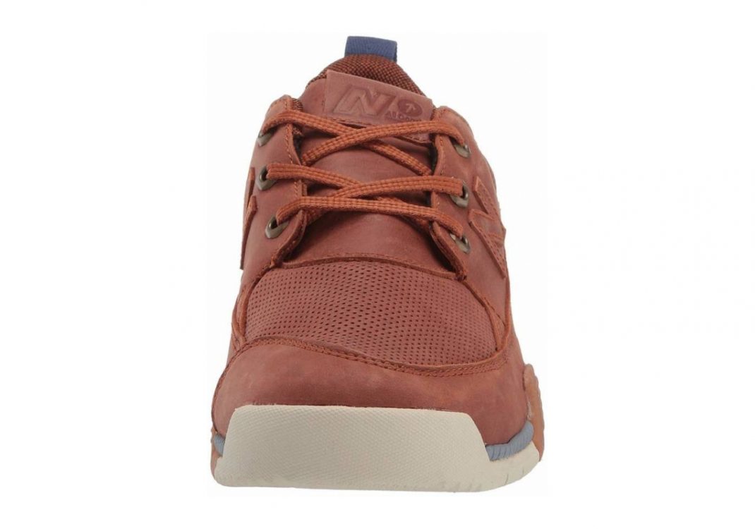 Brown/Navy (M562BRN)