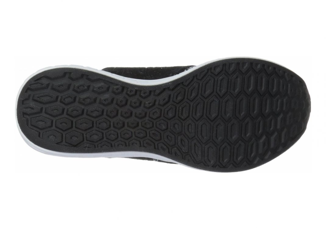 White Black (MCRUZKW2)