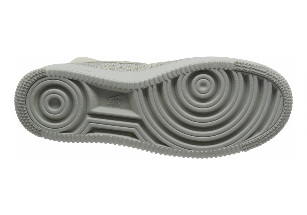 Beige Sail Pale Grey (817420101)