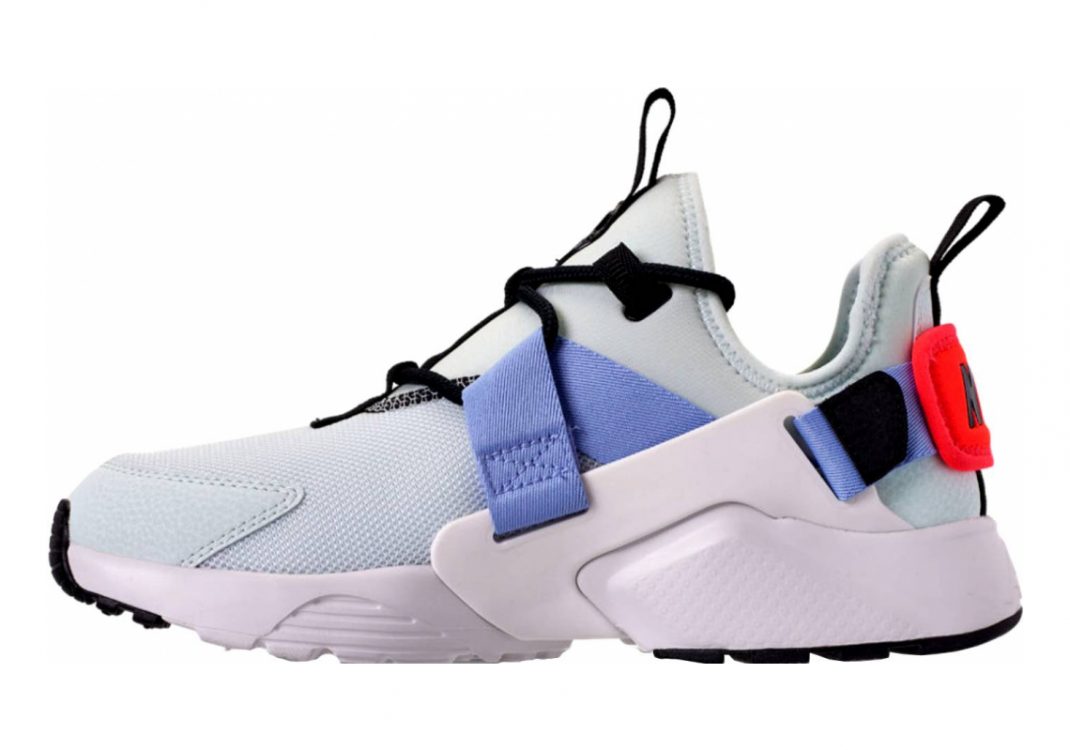 Ghost Aqua / Black/Summit White (AH6804403)