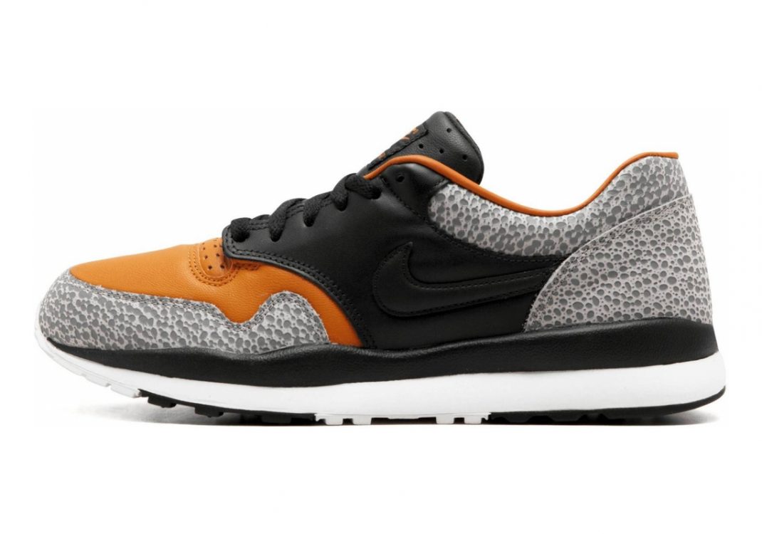 Black Black Monrach (AO3295001)