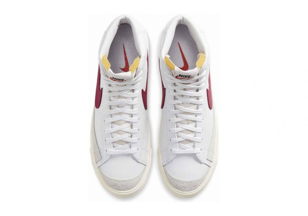 White Worn Brick Sail (BQ6806102)