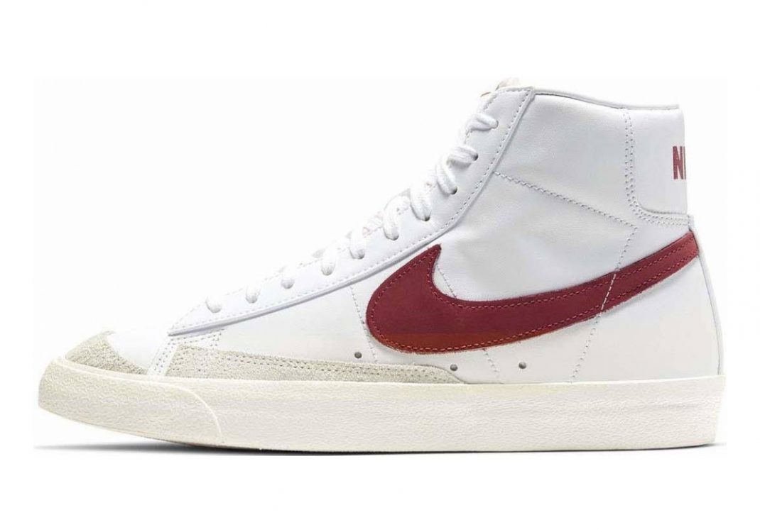 White Worn Brick Sail (BQ6806102)