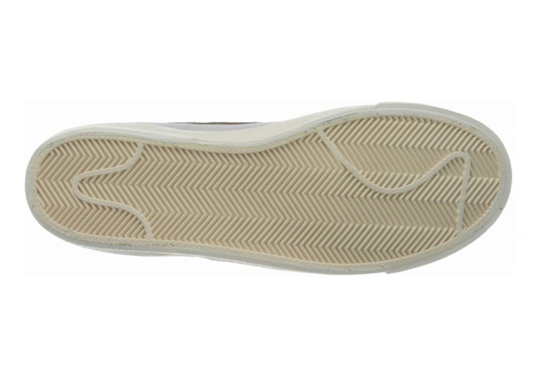 White Lt Bone Sail (CI1176002)