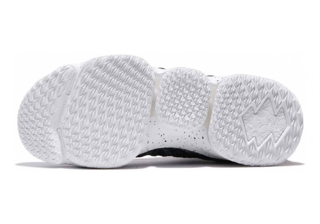 black, white-white (897648002)