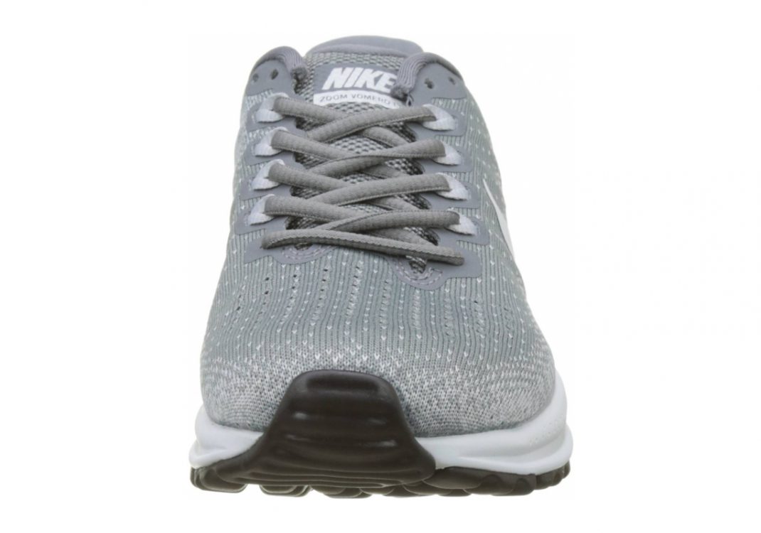 Cool Grey/Pure Platinum/Wolf Grey/White (922908003)