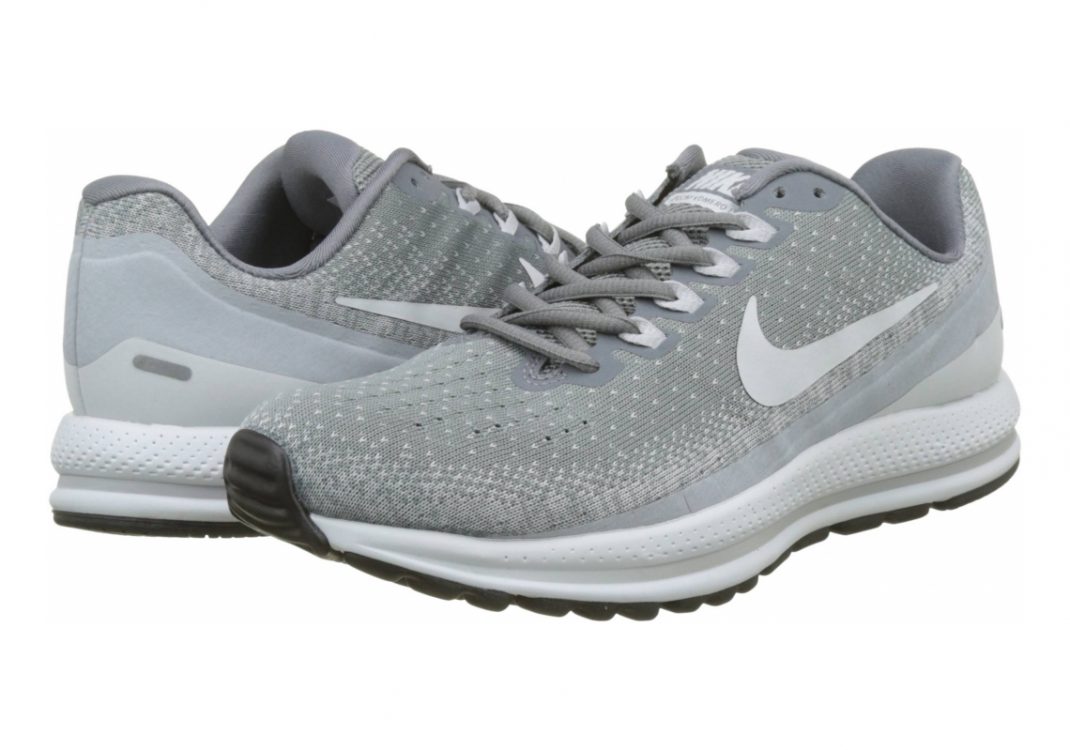 Cool Grey/Pure Platinum/Wolf Grey/White (922908003)