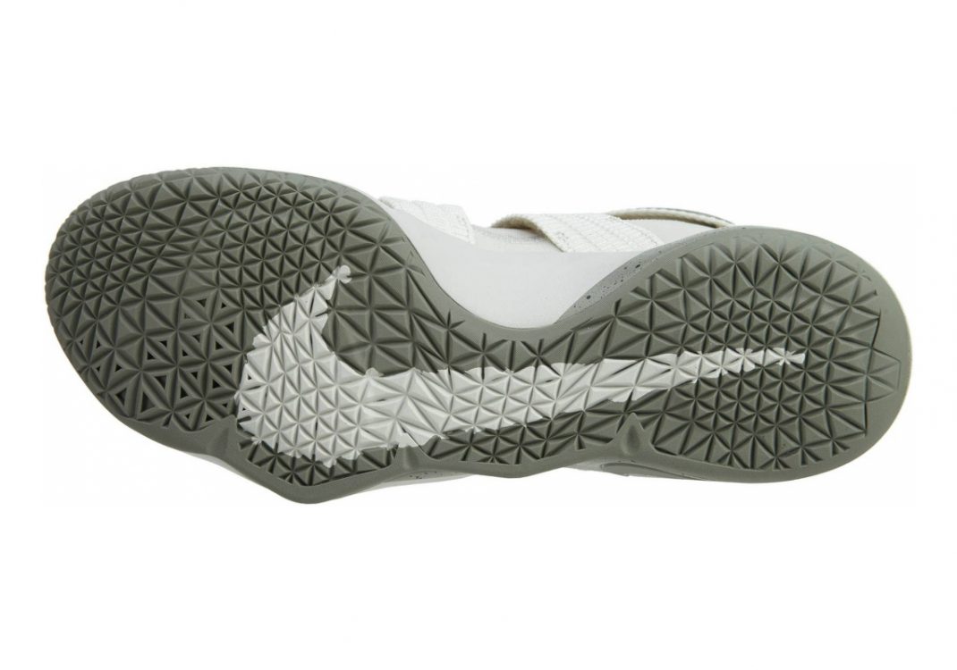 Nike LeBron Soldier XI - Light Bone/Dark Stucco-black (897646005)