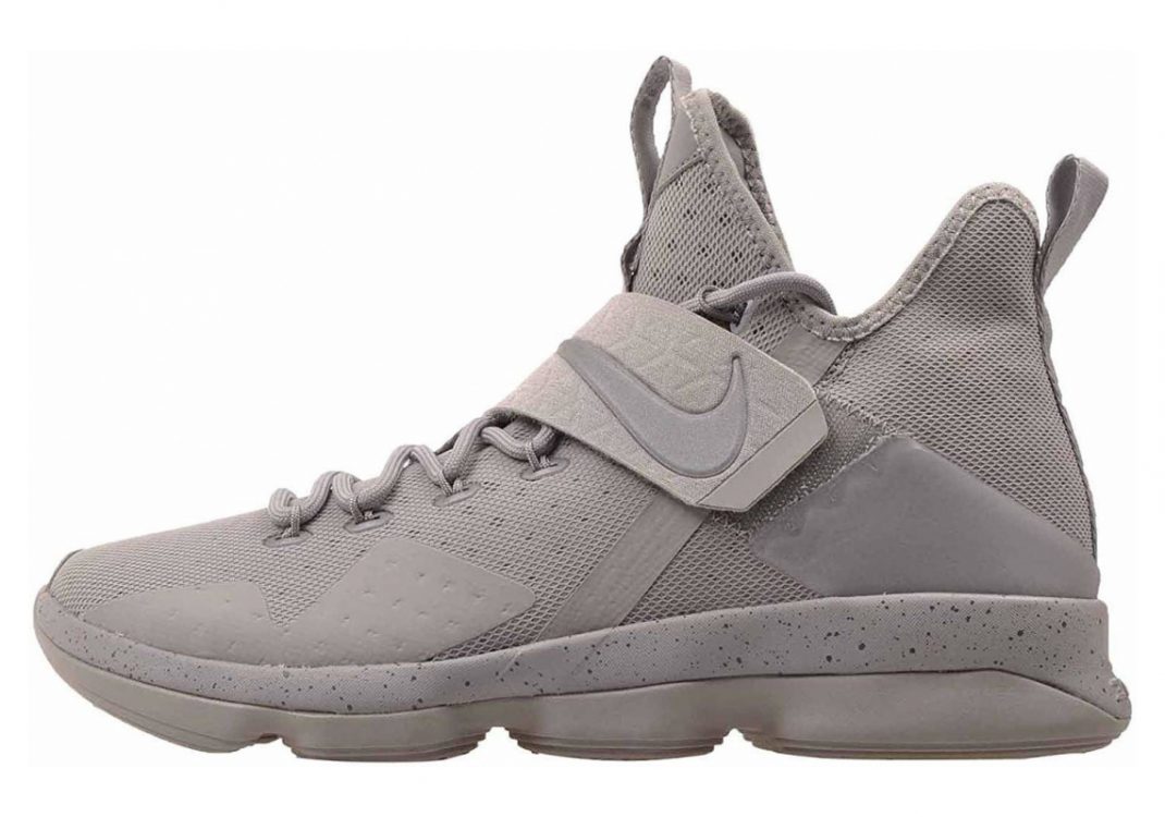 Black/University Red (921084004)