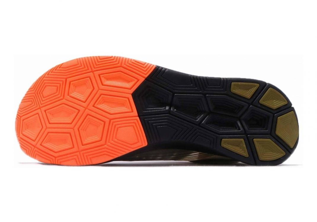 Medium Olive Black Black (AJ9282200)