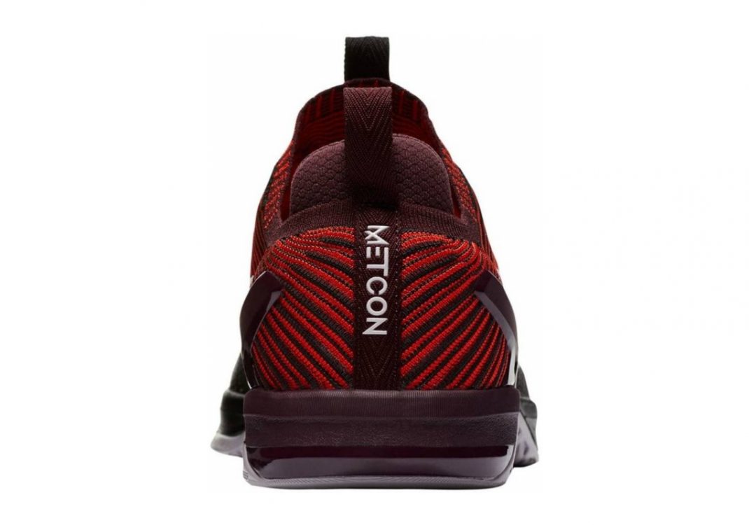 Black/Vast Grey/Chili Red (924423002)