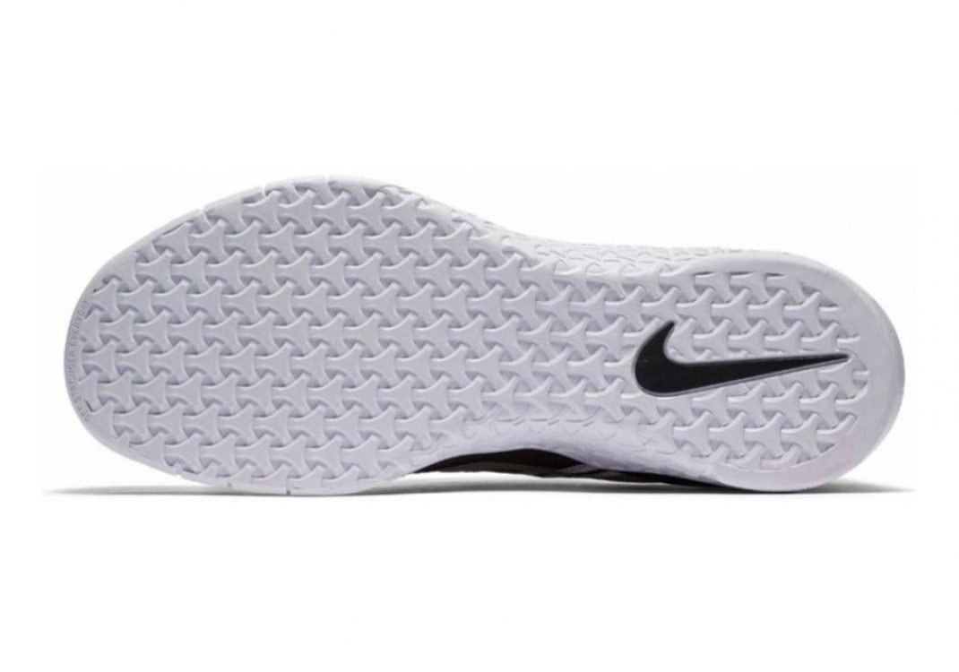 Nike Metcon DSX Flyknit - Black/White-Metallic Silver (852930005)