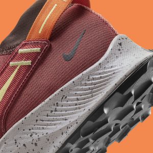 Nike Pegasus Trail 2 Red