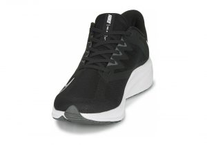 Nike Quest 3