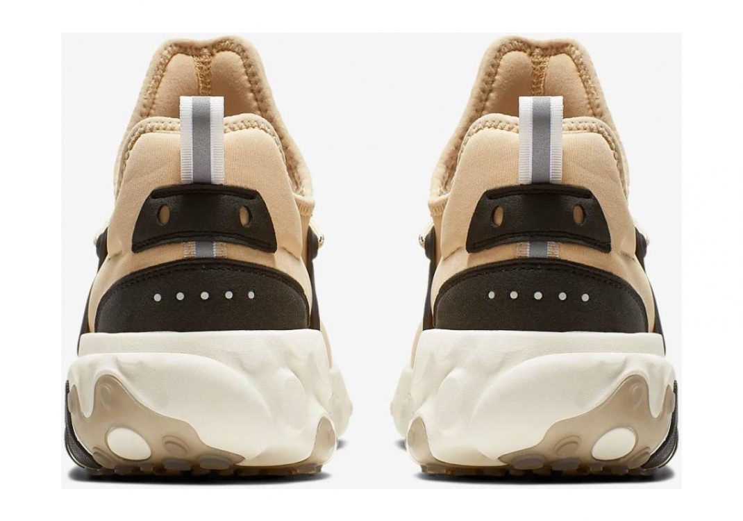 Desert Ore Black Sail (AV2605200)