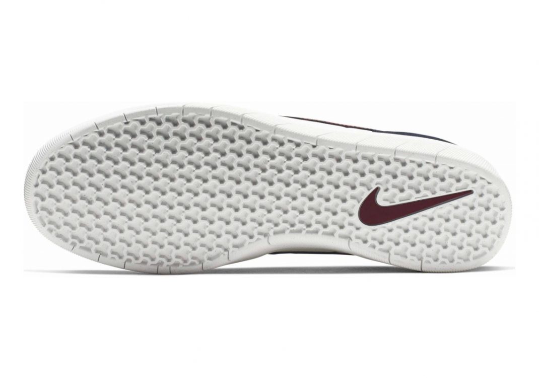 Obsidian/Team Red-summit White (AH3360401)