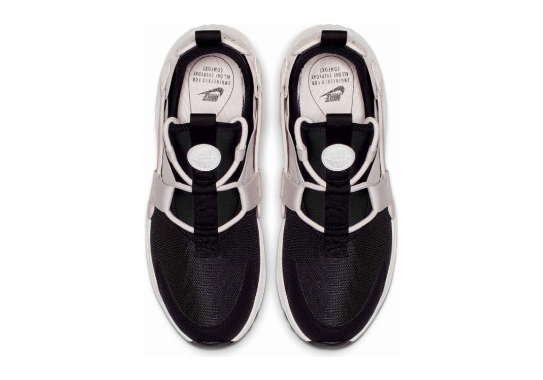 Black/Summit White/Barely Rose (AH6804013)