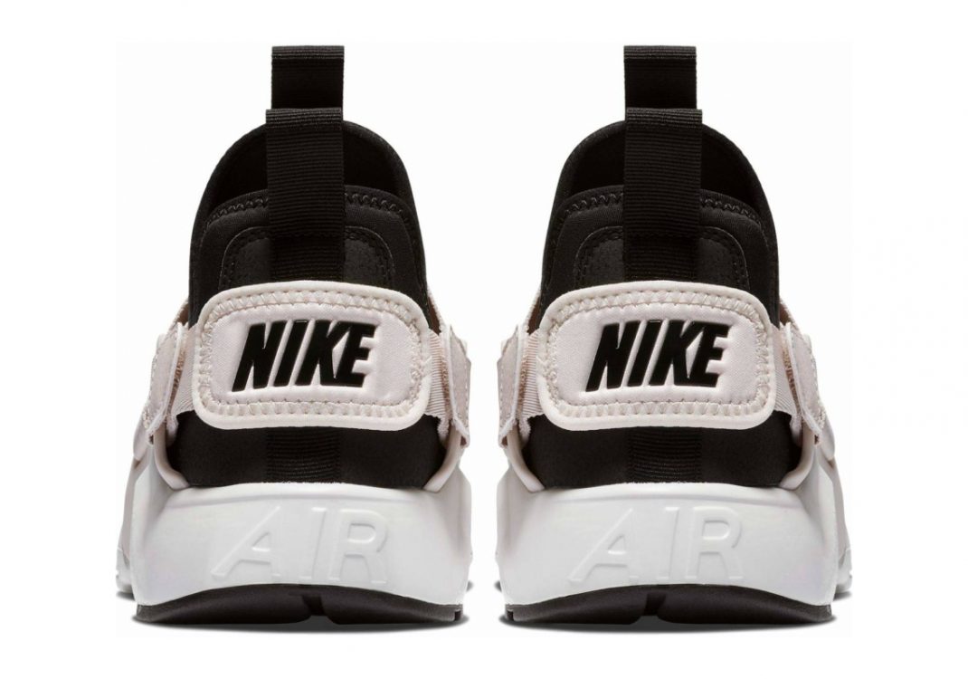 Black/Summit White/Barely Rose (AH6804013)