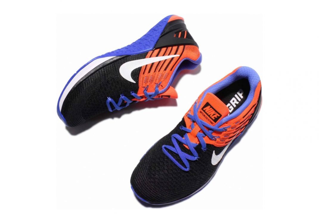 002-Black/White (849809002)