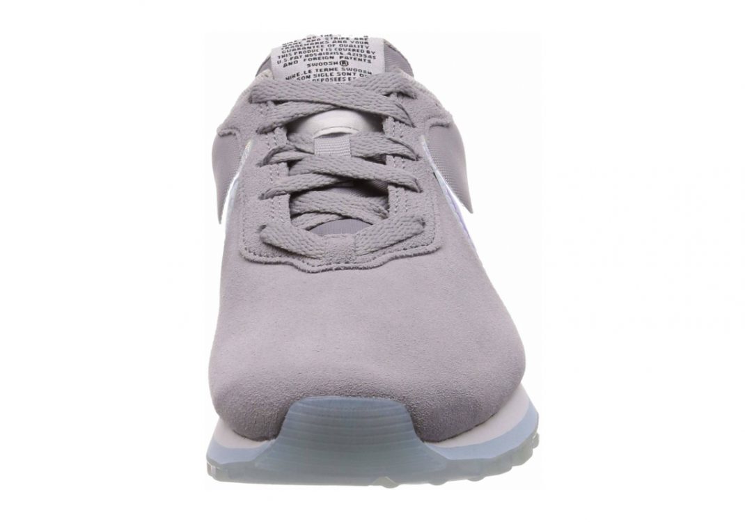 Rainbow Iridescent Summit White (AO3166001)