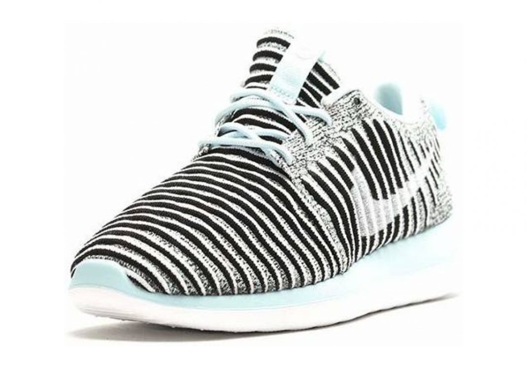 Glacier Blue White Black (844929402)