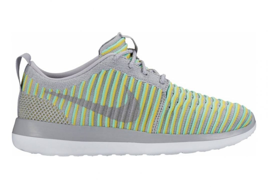 wolf grey green glow 004 (844929004)