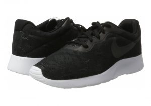 Nike Tanjun ENG - Black Black White (902865001)