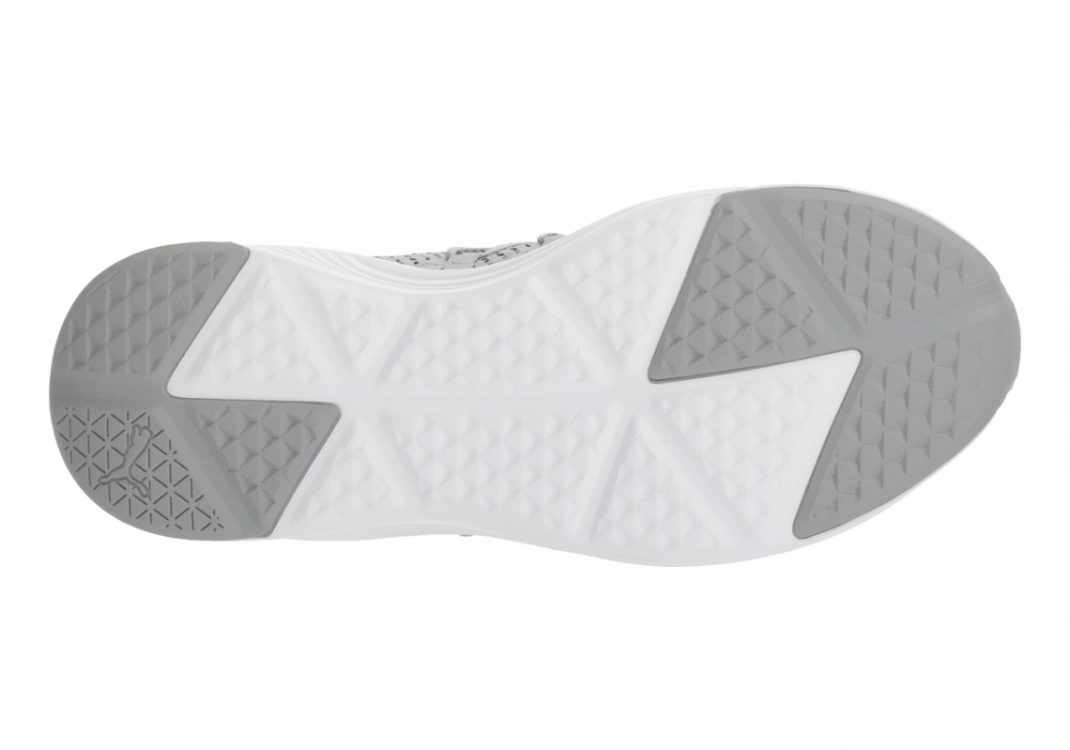 Quarry/White (19054604)